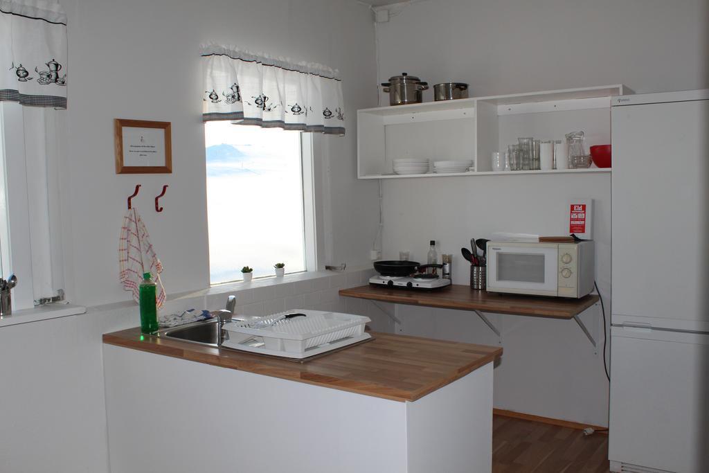 Lonsa Guesthouse Akureyri Ngoại thất bức ảnh