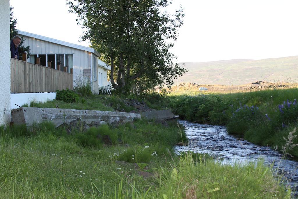 Lonsa Guesthouse Akureyri Ngoại thất bức ảnh